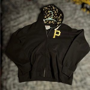 Pittsburgh Pirates Zip Up Hoodie size 3 fits like 2x